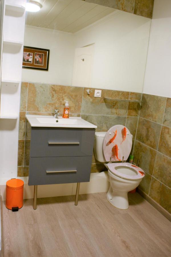 Les Noyers Aulnay Bed & Breakfast Aulnay  Exterior photo